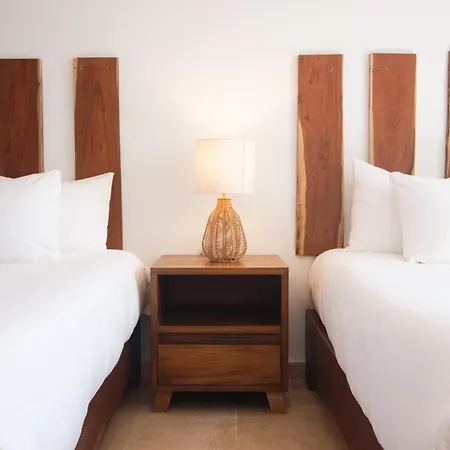 Hotel B10 - Distinctive Hotel--3